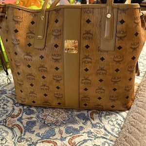 Mcm shoulder bag reversible